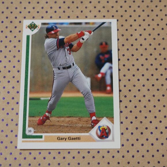 Gary Gaetti #731 Baseball Card - Picture 1 of 2